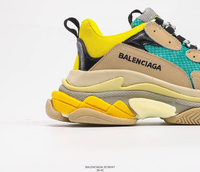 Balenciaga Womens Shoes Breathable Design Sneakers Luxury Brand Triple S Sneaker 3218H47