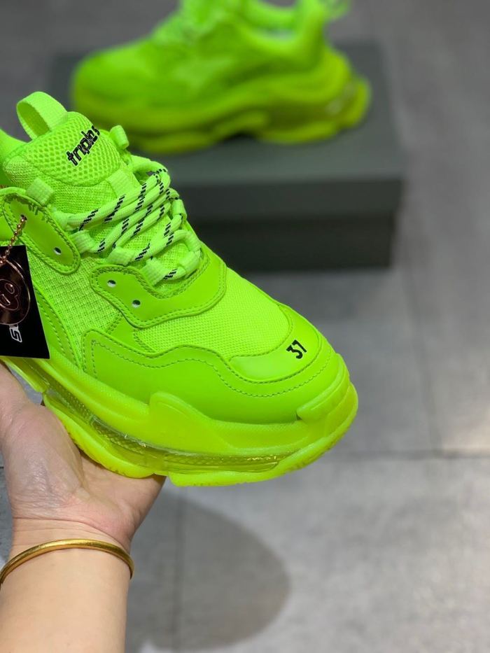 Balenciaga Womens Shoes Breathable Design Sneakers Luxury Brand Triple S Sneaker
