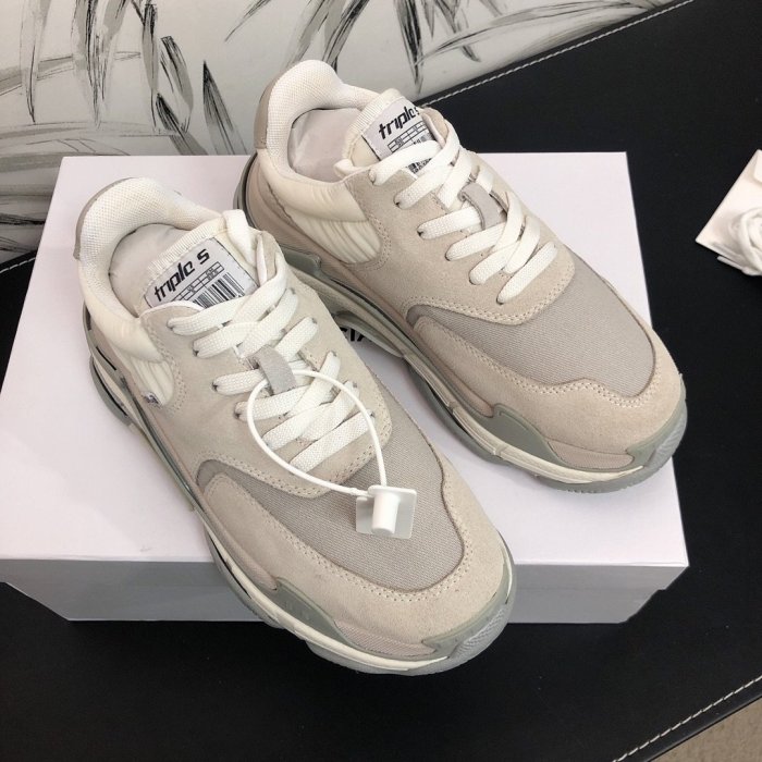 Balenciaga Mens Shoes Triple S Sneaker