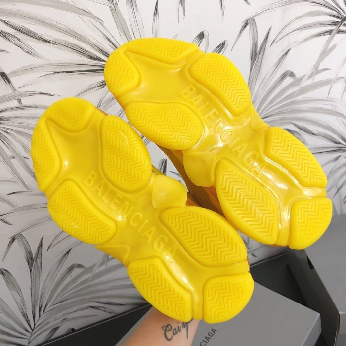 Balenciaga Womens Shoes Triple S Sneaker