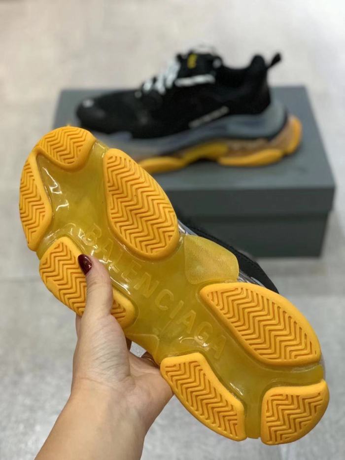 Balenciaga Womens Shoes Breathable Design Sneakers Luxury Brand Triple S Sneaker