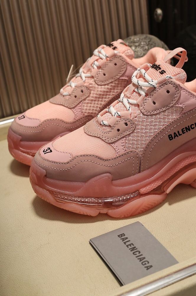 Balenciaga Womens Shoes Breathable Design Sneakers Luxury Brand Triple S Sneaker