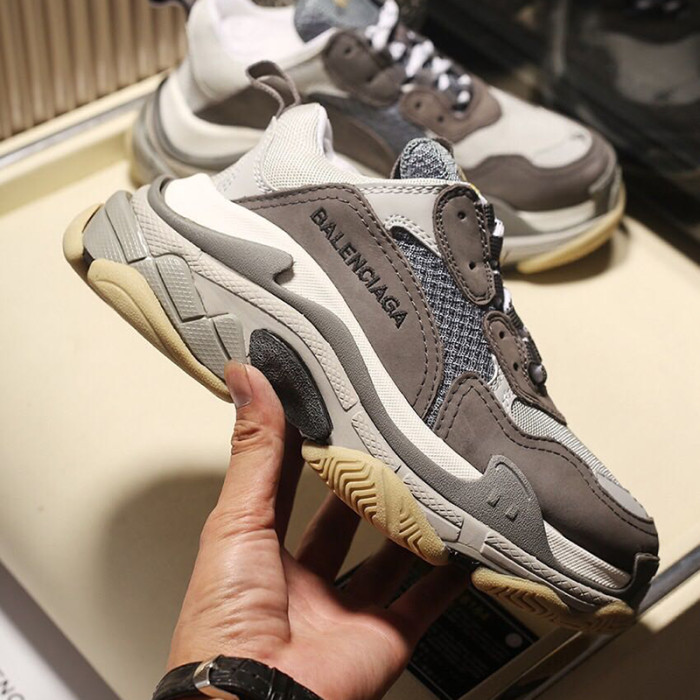 Balenciaga Womens Shoes Breathable Design Sneakers Luxury Brand Triple S Sneaker