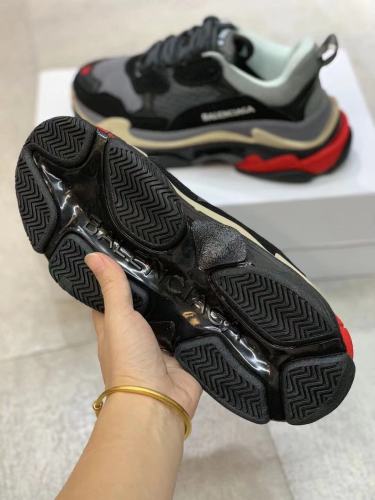 Balenciaga Womens Shoes Breathable Design Sneakers Luxury Brand Triple S Sneaker