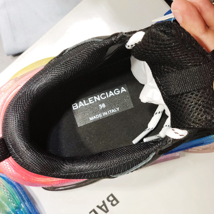 Balenciaga Mens Shoes Triple S Sneaker
