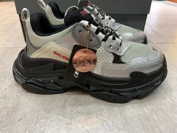 Balenciaga Womens Shoes Breathable Design Sneakers Luxury Brand Triple S Sneaker