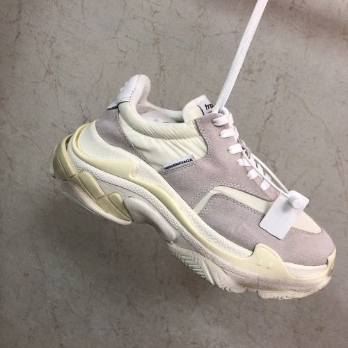Balenciaga Mens Shoes Triple S Sneaker