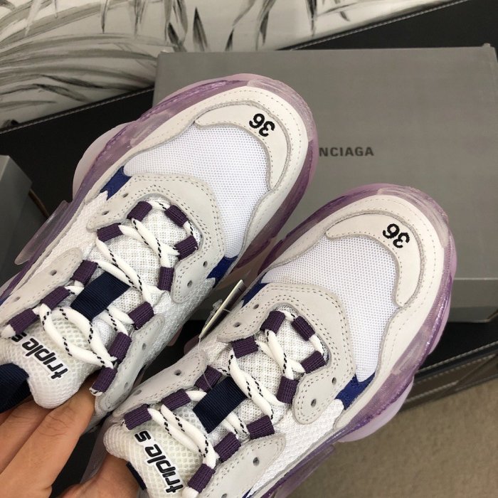 Balenciaga Womens Shoes Triple S Sneaker