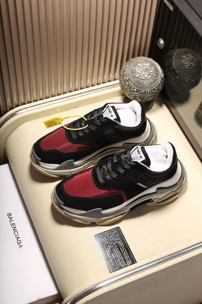 Balenciaga Womens Shoes Breathable Design Sneakers Luxury Brand Triple S Sneaker