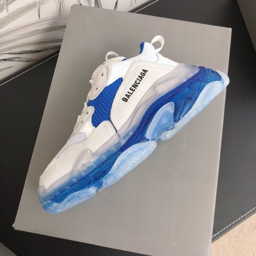 Balenciaga Womens Shoes Triple S Sneaker