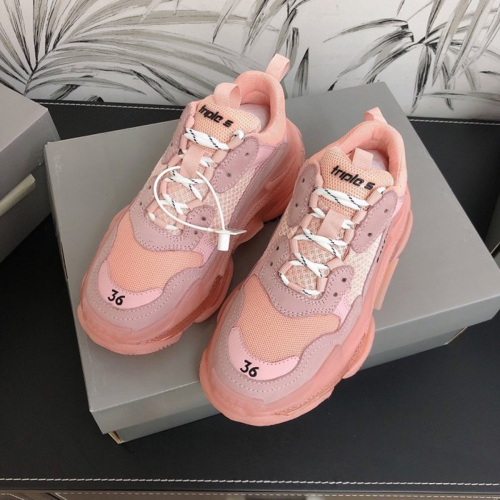 Balenciaga Womens Shoes Triple S Sneaker
