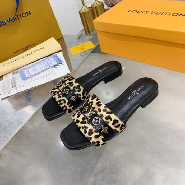 Louis Vuitton Womens Shoes REVIVAL FLAT MULE 1A8W5Z