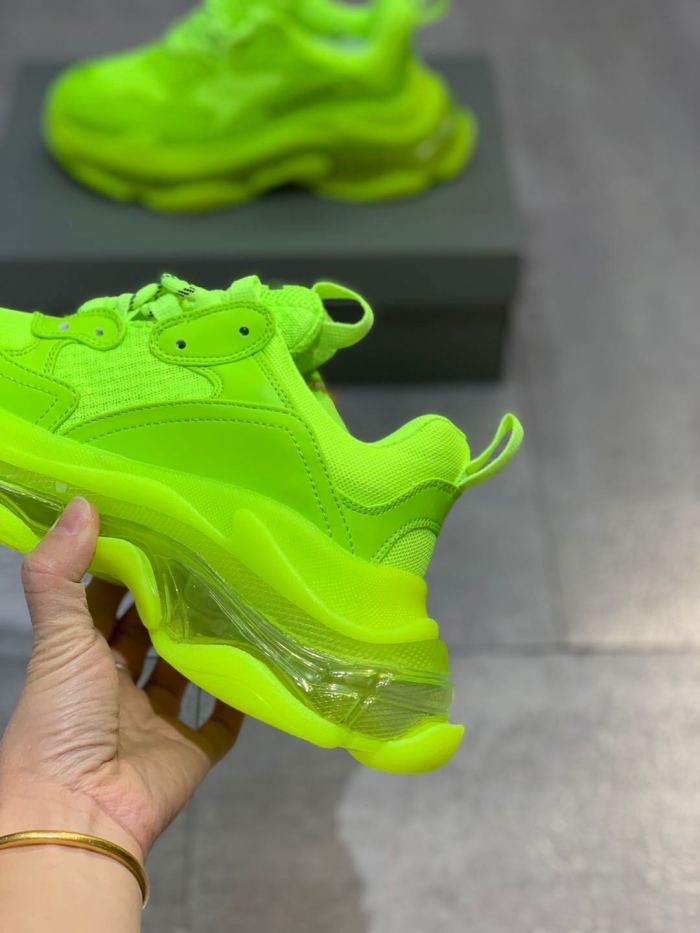 Balenciaga Womens Shoes Breathable Design Sneakers Luxury Brand Triple S Sneaker
