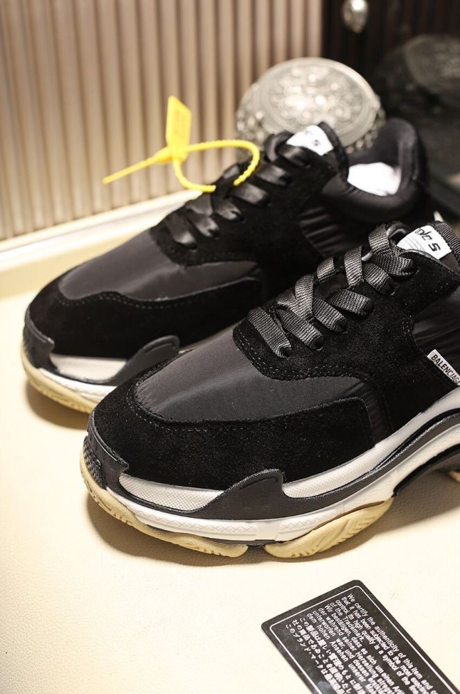 Balenciaga Womens Shoes Breathable Design Sneakers Luxury Brand Triple S Sneaker