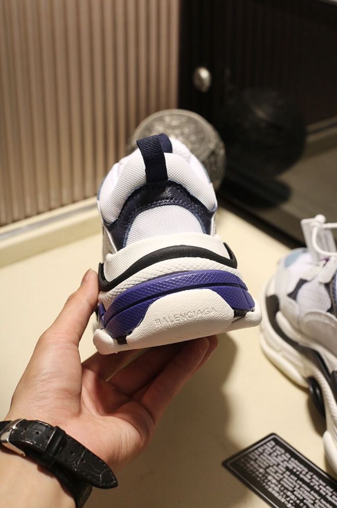 Balenciaga Womens Shoes Breathable Design Sneakers Luxury Brand Triple S Sneaker