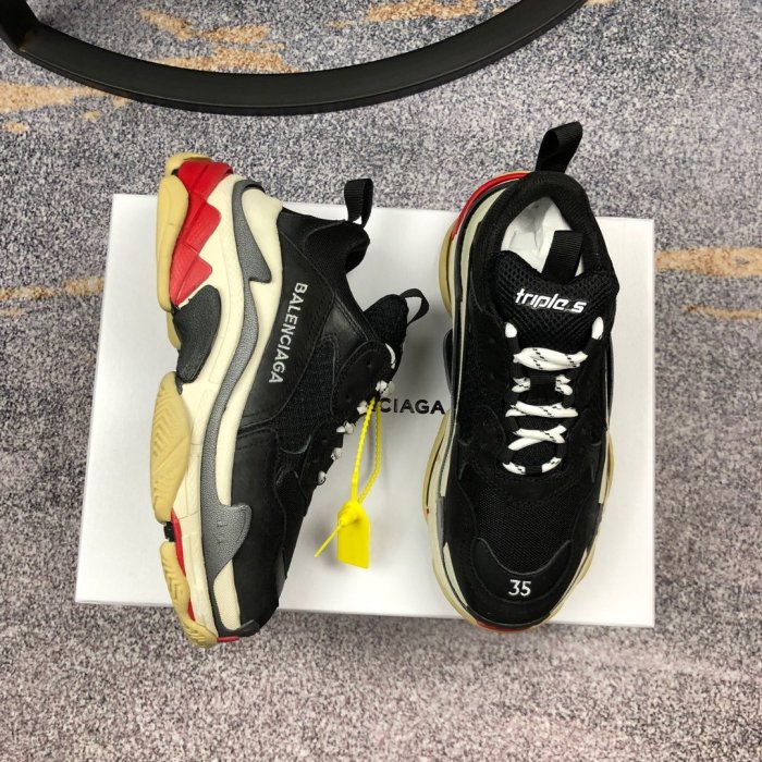 Balenciaga Mens Shoes Triple S Sneaker
