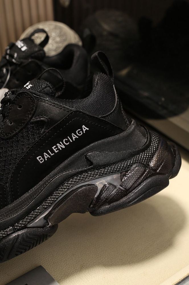 Balenciaga Womens Shoes Breathable Design Sneakers Luxury Brand Triple S Sneaker