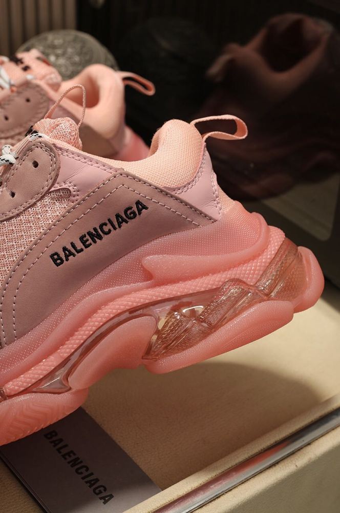 Balenciaga Womens Shoes Breathable Design Sneakers Luxury Brand Triple S Sneaker