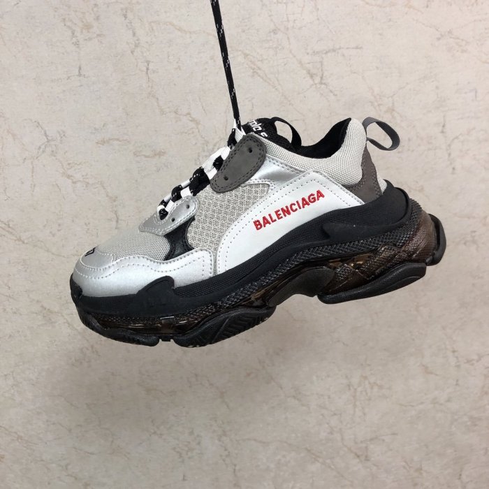 Balenciaga Mens Shoes Triple S Sneaker