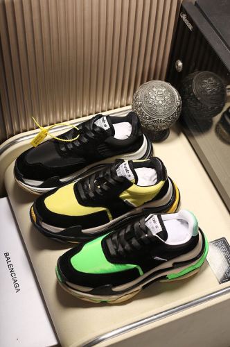 Balenciaga Womens Shoes Breathable Design Sneakers Luxury Brand Triple S Sneaker