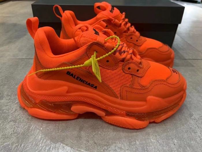 Balenciaga Womens Shoes Breathable Design Sneakers Luxury Brand Triple S Sneaker