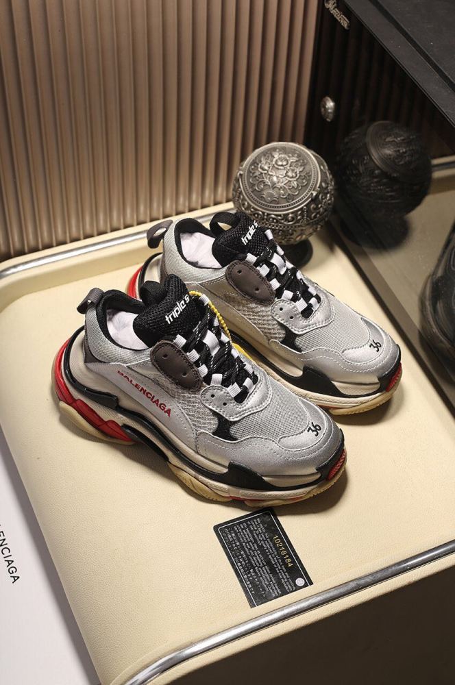 Balenciaga Womens Shoes Breathable Design Sneakers Luxury Brand Triple S Sneaker