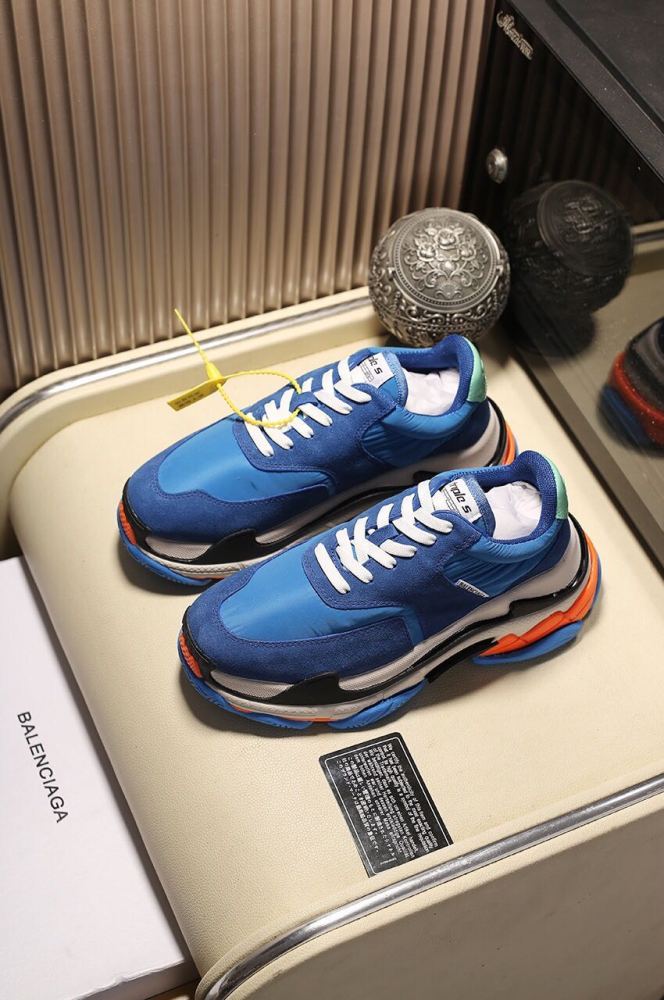 Balenciaga Womens Shoes Breathable Design Sneakers Luxury Brand Triple S Sneaker