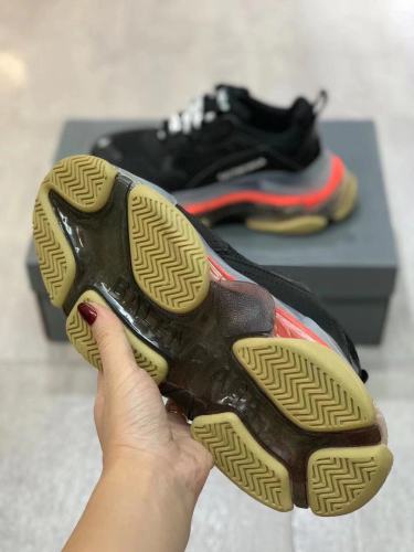 Balenciaga Womens Shoes Breathable Design Sneakers Luxury Brand Triple S Sneaker