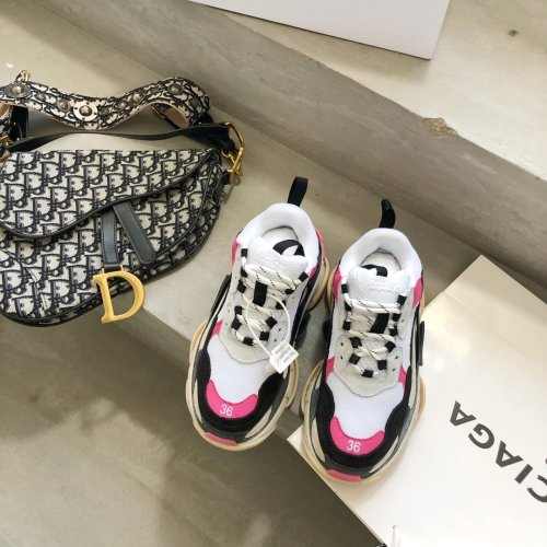 Balenciaga Mens Shoes Triple S Sneaker