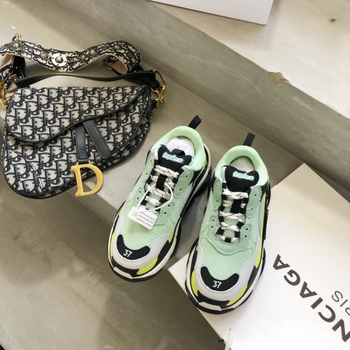 Balenciaga Mens Shoes Triple S Sneaker