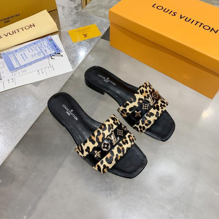 Louis Vuitton Womens Shoes REVIVAL FLAT MULE 1A8W5Z