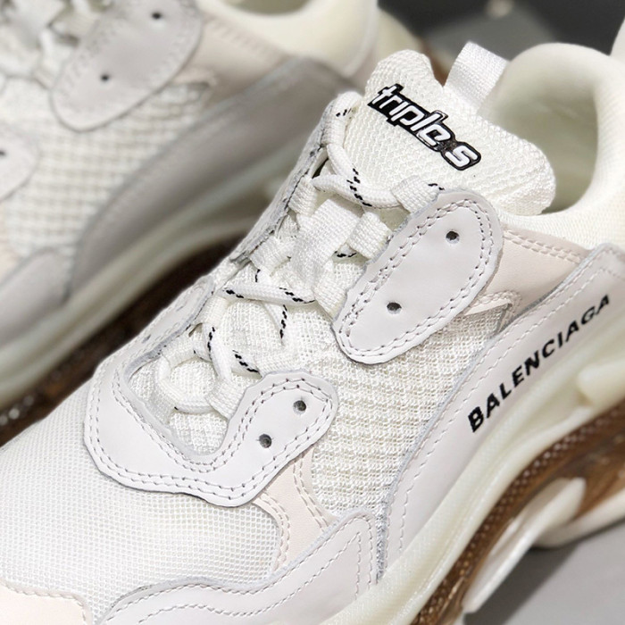 Balenciaga Mens Shoes Triple S Sneaker
