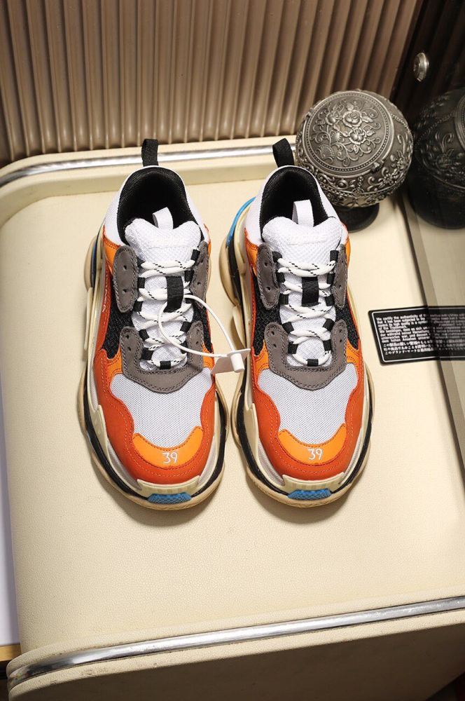 Balenciaga Womens Shoes Breathable Design Sneakers Luxury Brand Triple S Sneaker