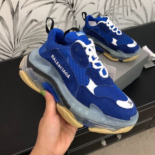 Balenciaga Mens Shoes Triple S Sneaker