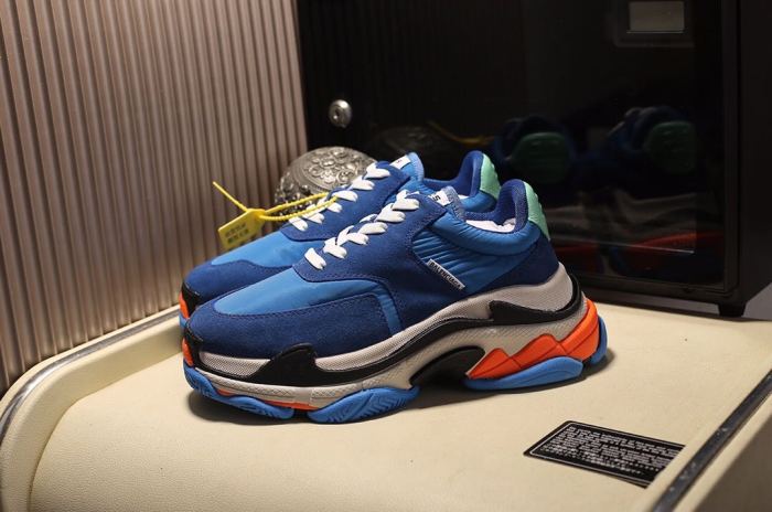 Balenciaga Womens Shoes Breathable Design Sneakers Luxury Brand Triple S Sneaker