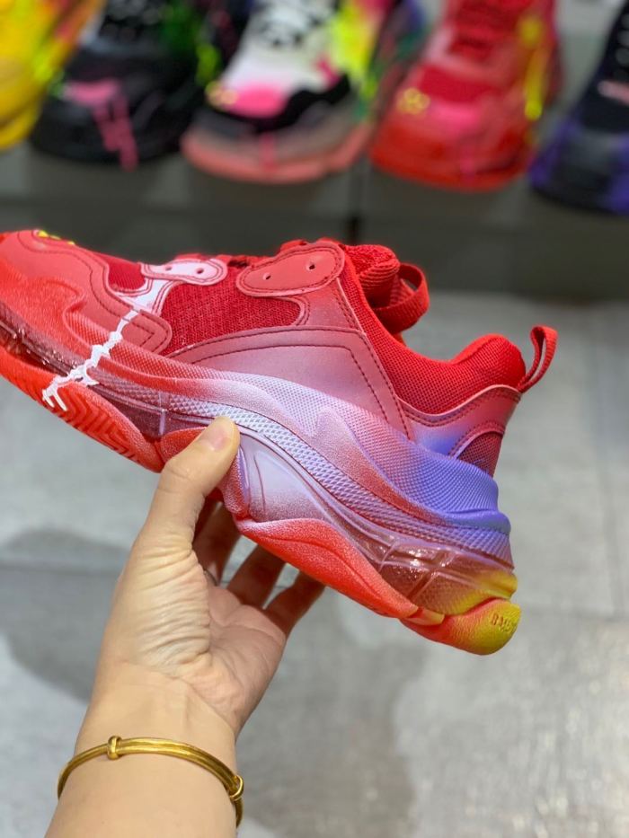Balenciaga Womens Shoes Breathable Design Sneakers Luxury Brand Triple S Sneaker