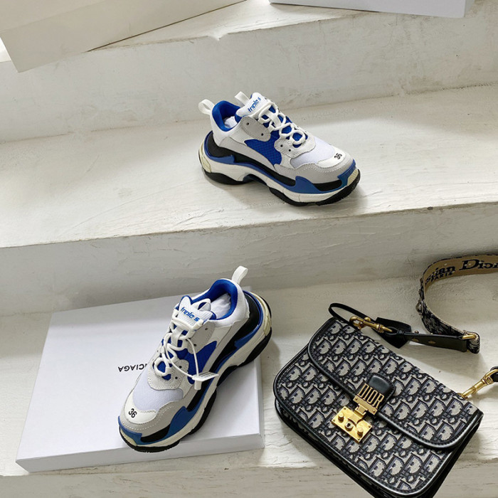 Balenciaga Mens Shoes Triple S Sneaker