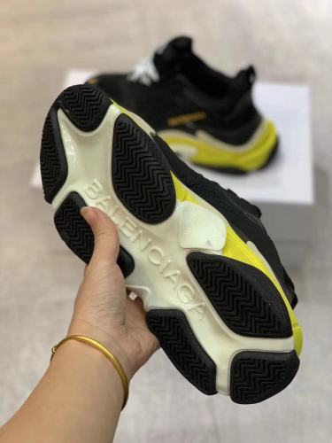 Balenciaga Womens Shoes Breathable Design Sneakers Luxury Brand Triple S Sneaker
