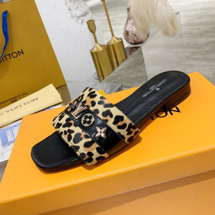 Louis Vuitton Womens Shoes REVIVAL FLAT MULE 1A8W5Z