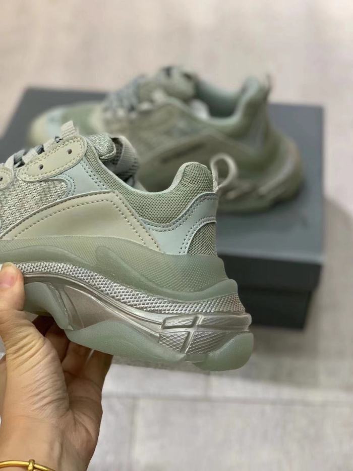 Balenciaga Womens Shoes Breathable Design Sneakers Luxury Brand Triple S Sneaker