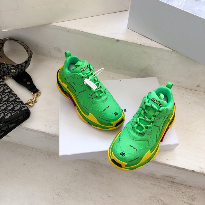 Balenciaga Mens Shoes Triple S Sneaker