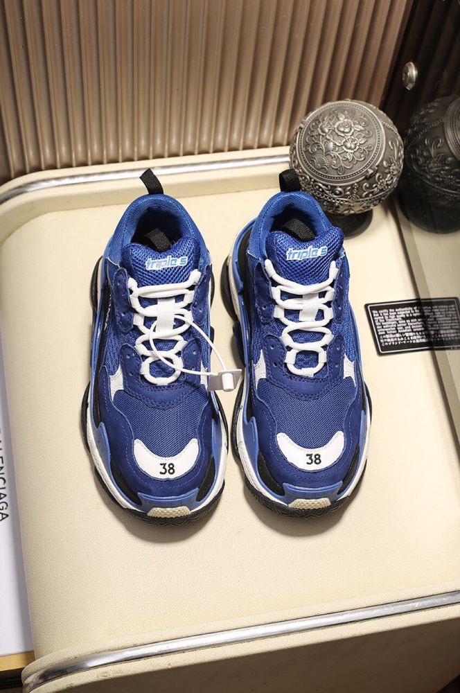 Balenciaga Womens Shoes Breathable Design Sneakers Luxury Brand Triple S Sneaker