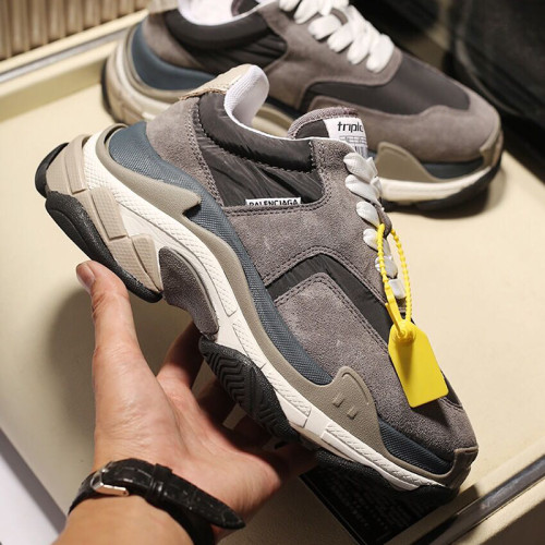 Balenciaga Womens Shoes Breathable Design Sneakers Luxury Brand Triple S Sneaker
