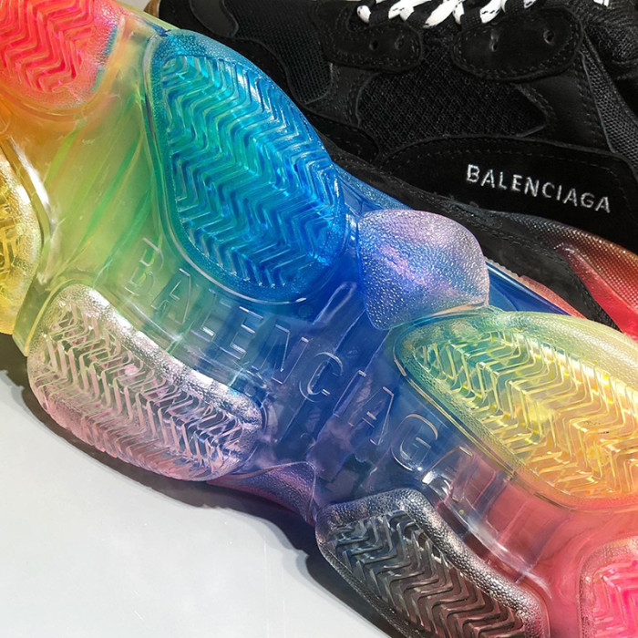 Balenciaga Mens Shoes Triple S Sneaker