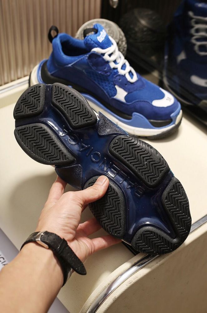Balenciaga Womens Shoes Breathable Design Sneakers Luxury Brand Triple S Sneaker