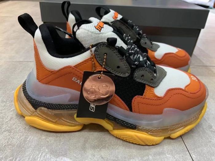 Balenciaga Womens Shoes Breathable Design Sneakers Luxury Brand Triple S Sneaker