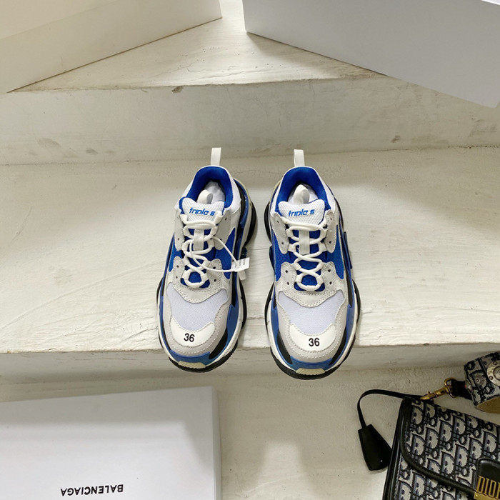 Balenciaga Mens Shoes Triple S Sneaker