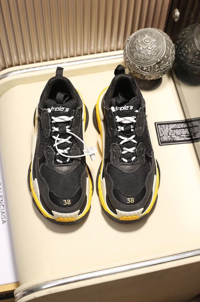 Balenciaga Womens Shoes Breathable Design Sneakers Luxury Brand Triple S Sneaker