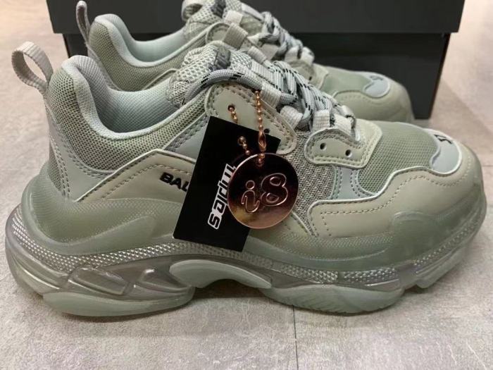 Balenciaga Womens Shoes Breathable Design Sneakers Luxury Brand Triple S Sneaker