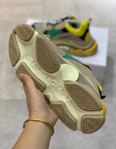 Balenciaga Womens Shoes Breathable Design Sneakers Luxury Brand Triple S Sneaker